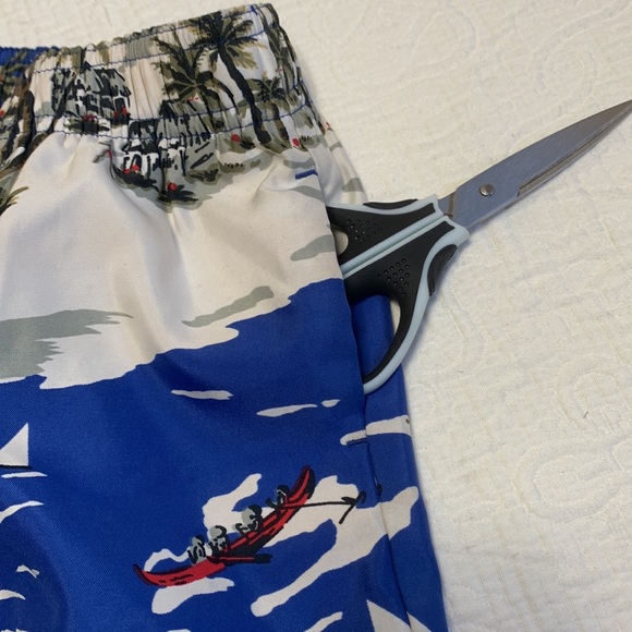 12-18m (4/$20) Tropical Islands Print Swim Trunks by Old Navy - Picture 6 of 16